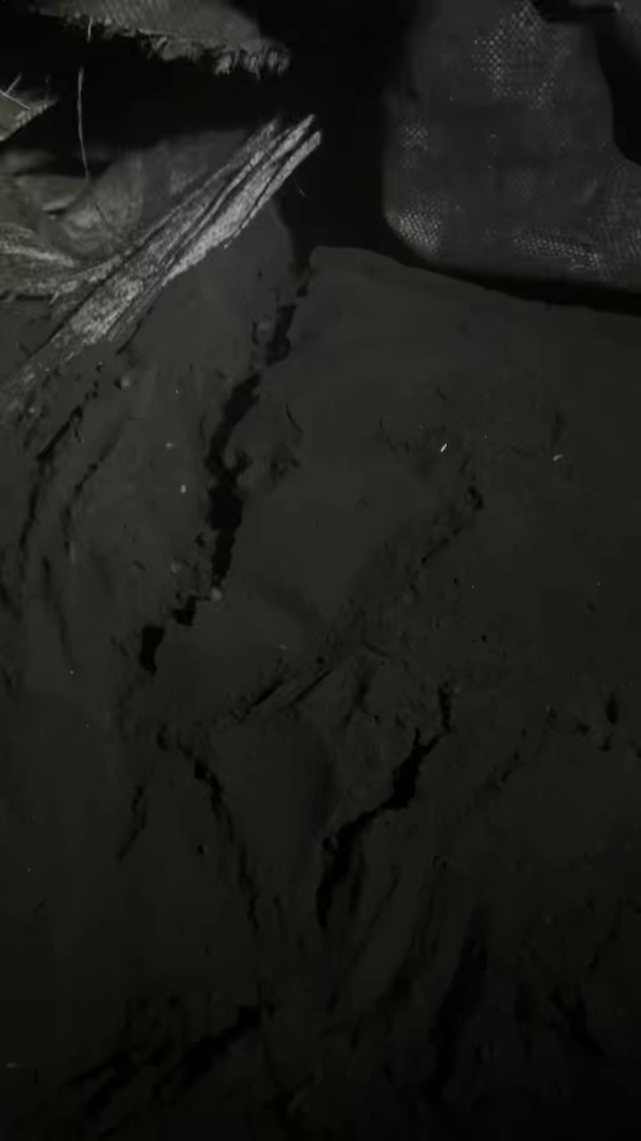 长期出售橡胶裂解炭黑，热值3700-4000