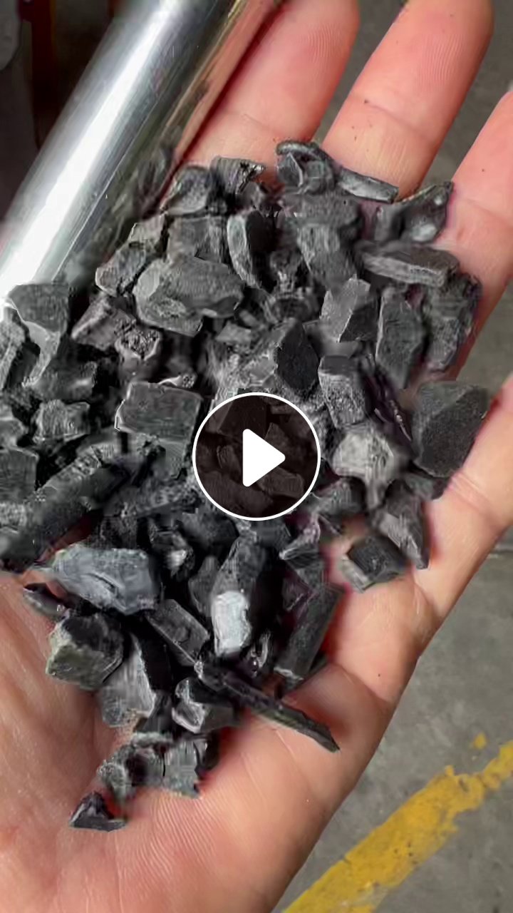 求购PA66加纤破碎，尼龙水箱破碎料