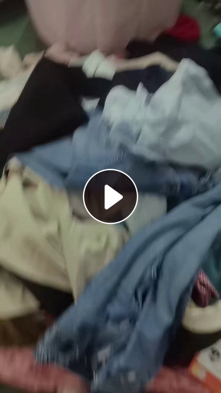 长期出售旧衣服统货，脏的破的挑了其他的没动，月供几十吨，在浙江杭州