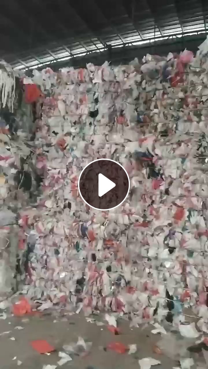 出售电子厂分拣货，干造高低压膜，无垃圾无聚酯，压板料，现货够车