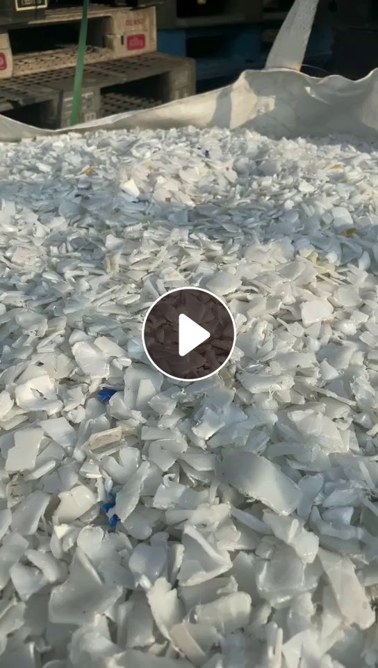 出售水粉透析桶破碎料，现货10吨