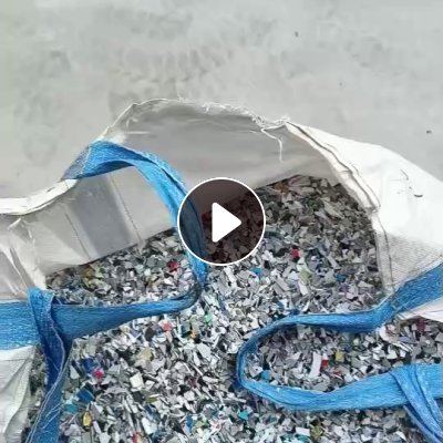 出售水粉PVC冰箱条破碎料，现货20吨