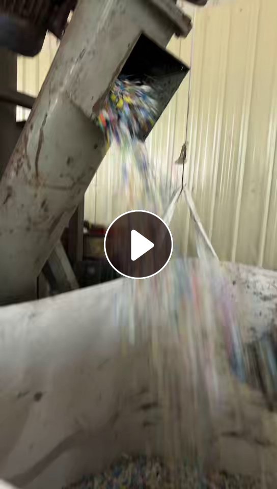 出售花乙破碎料，日杂料，清洗甩干，全漂，一个月有200吨以上