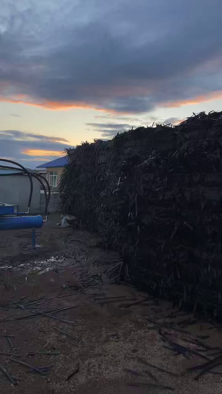 出售废旧滴灌带，现货300多吨