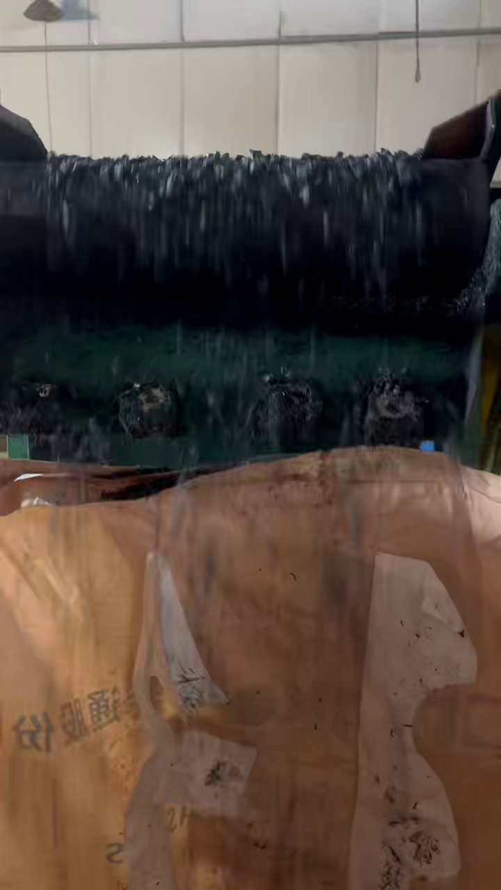 出售各种塑料破碎，PP破碎料，加纤PP破碎料，尼龙破碎料，合金破碎料，POM破碎料