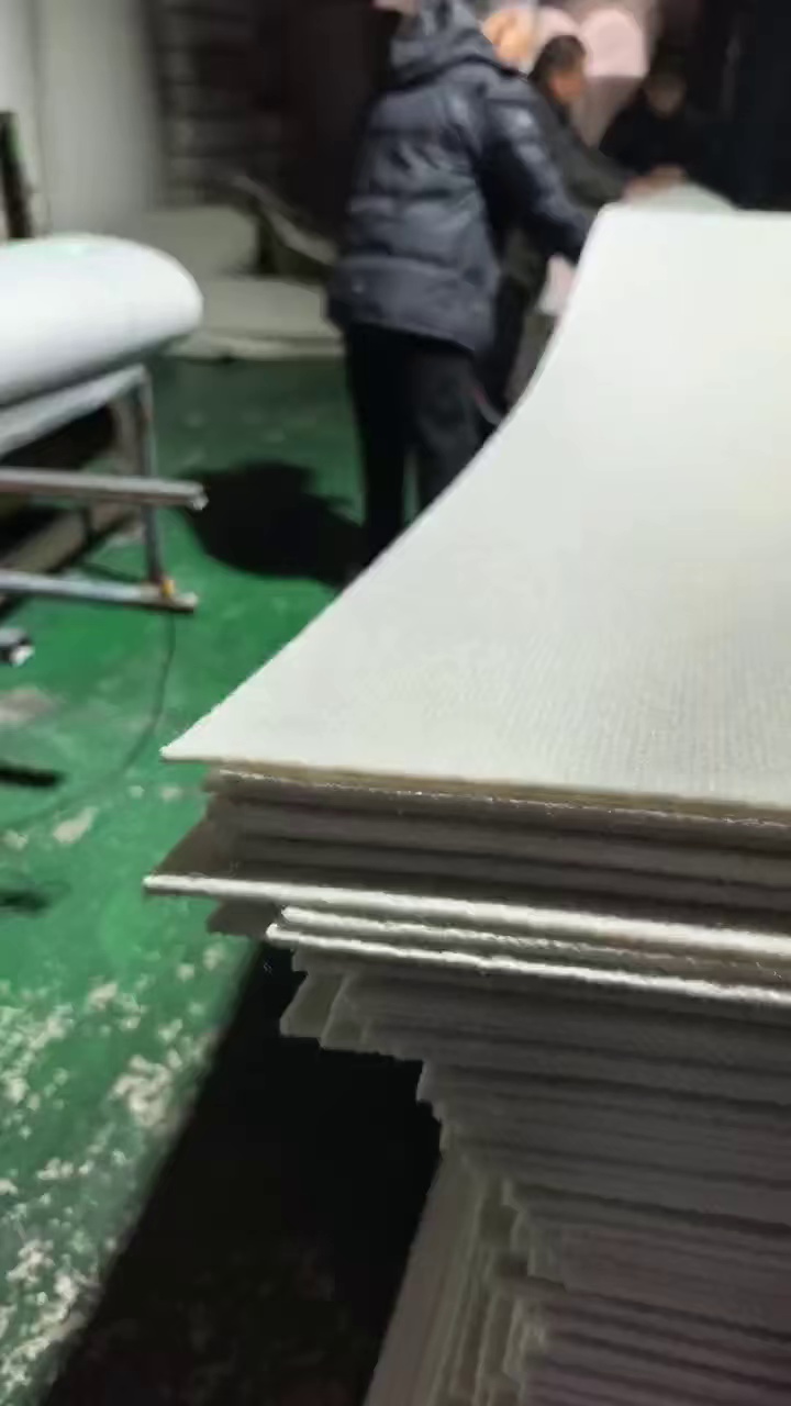 长期回收回收开花棉再生棉化纤棉丝棉，不能含棉，跟4080一起热熔，每个月需要100多左右