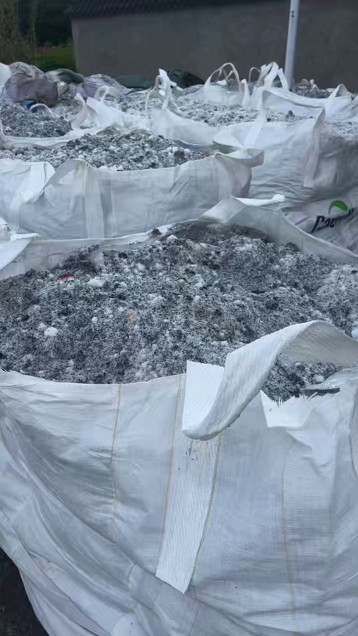 出售亚克力粉末，现货五六十吨