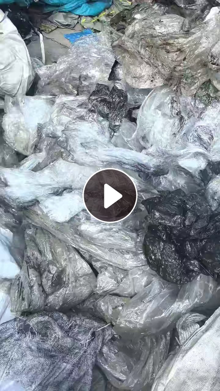 出售水洗PVC膜废料，缠绕膜废料，长期有货