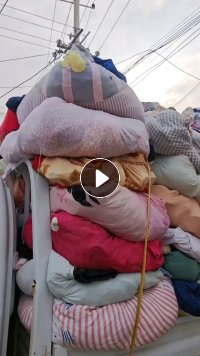 长期大量回收旧衣服统货，通货，货好价高，欢迎来电。