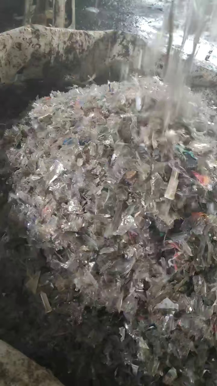 出售沉底的餐盒破碎料，长期有货