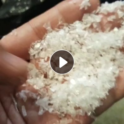 出售透明PVC伸缩膜破碎料，毛料也可以出，月供30吨