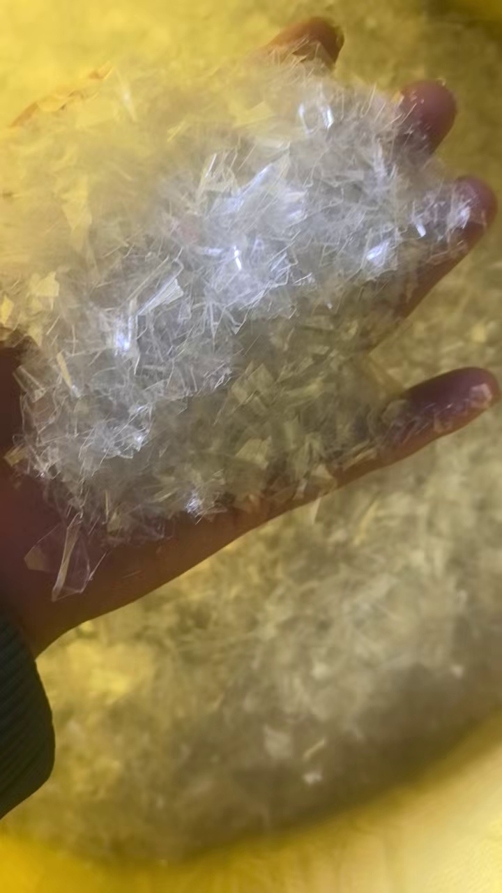 长期采购PVC吸塑片破碎料，月需300吨