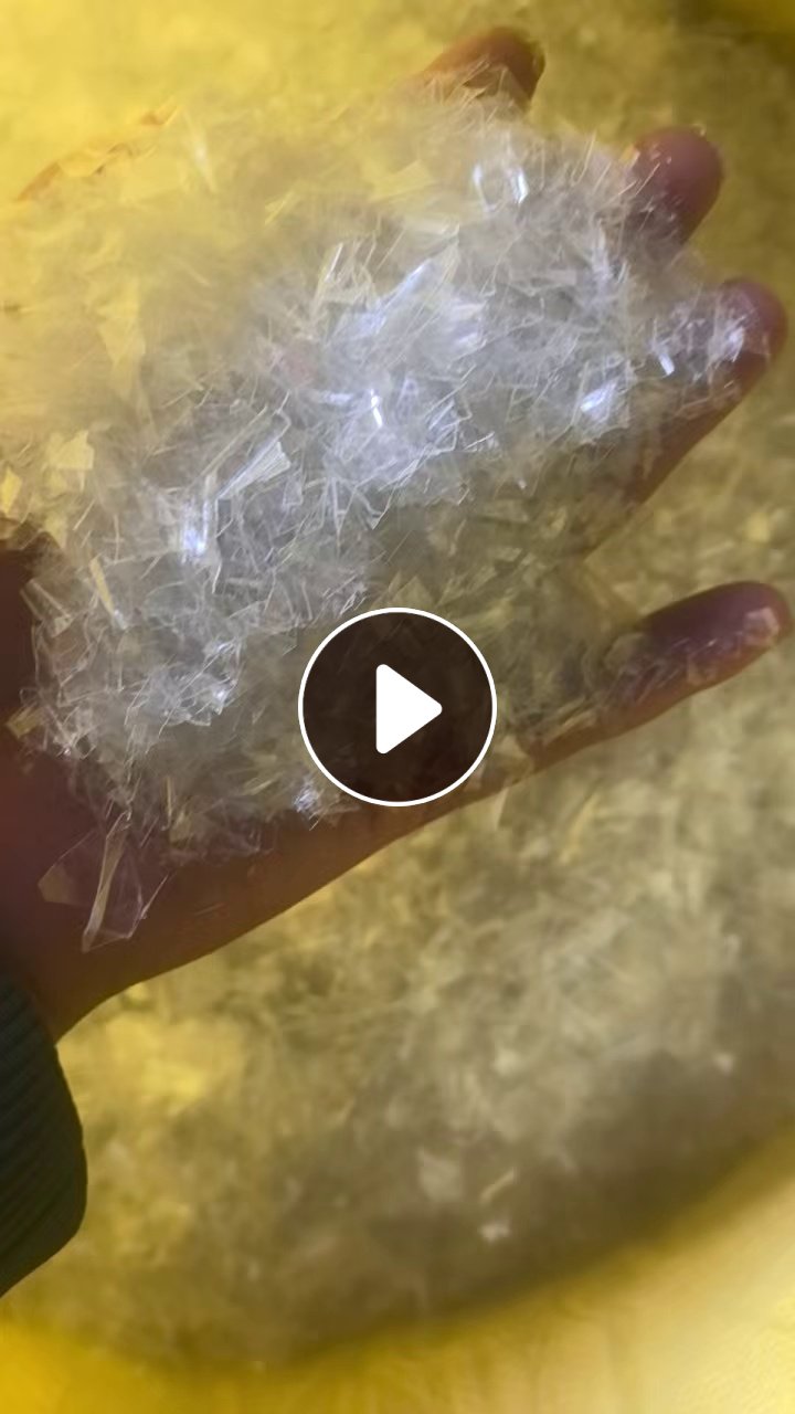 长期采购PVC吸塑片破碎料，月需300吨