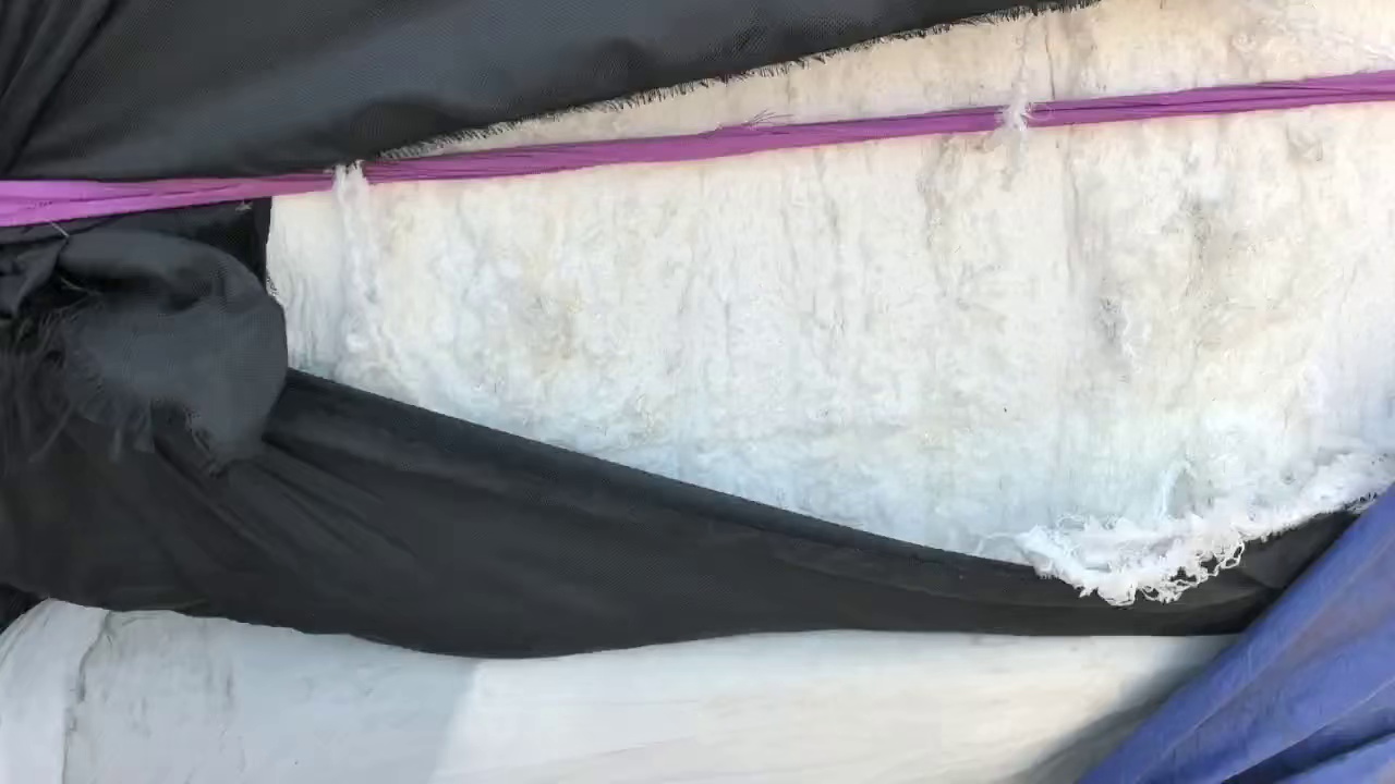 长期出售涤纶废丝，涤纶水丝，织布厂下来的，脱水6分钟，含水十几到二十左右，还有涤纶低弹丝，涤纶开刀丝