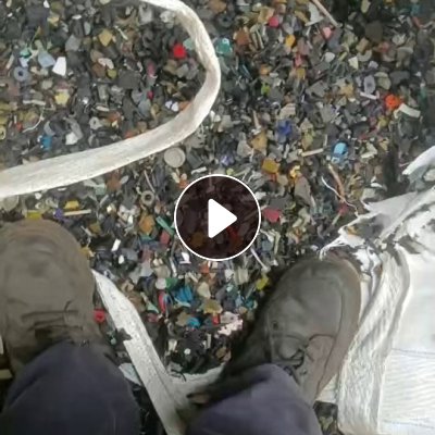 厂家大量收购橡胶塑料混合的破碎料，炼油用