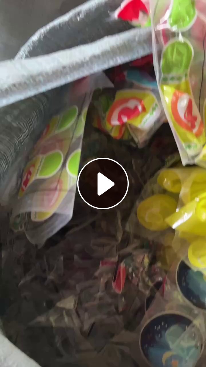 出售PVC食品包装袋，有的是复合pet料，月供50吨