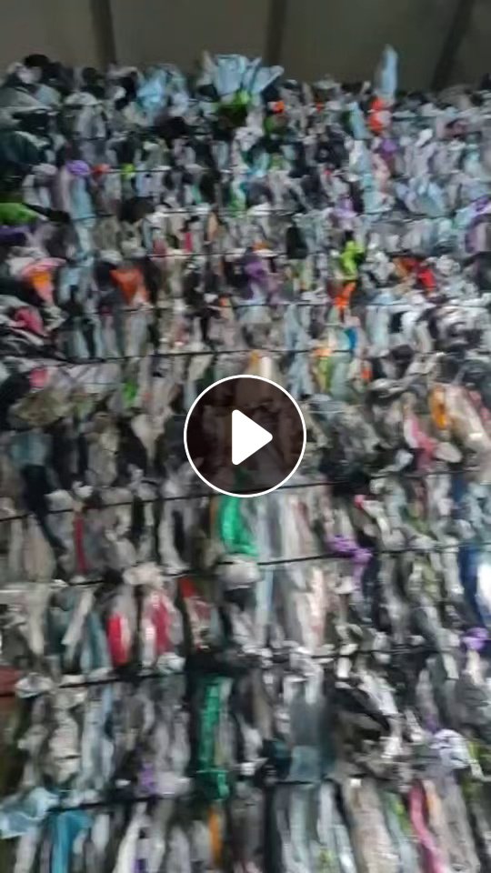 出售快递袋毛料，干造室内货，月供60吨