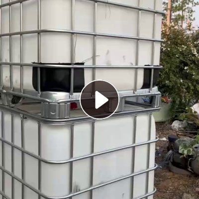 出售二手桶，吨桶、蓝桶、铁桶都有