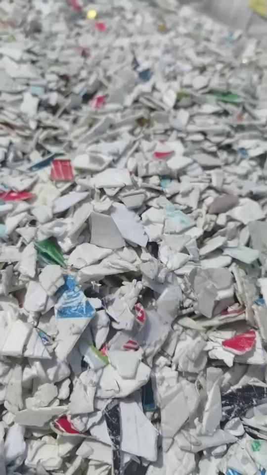 出售带字涂料桶破碎料，长期有货