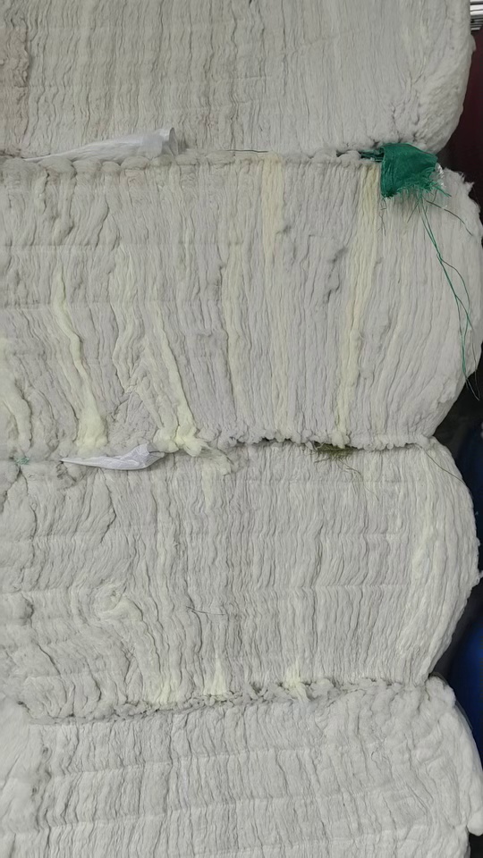 长期出售开松好的丝棉下脚料，丝棉，开花棉，现货30多吨