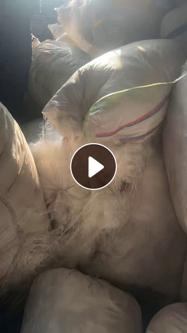 长期出售涤纶低弹丝，涤纶废丝，涤锦废丝，150D的，统货走，现货有个四五吨