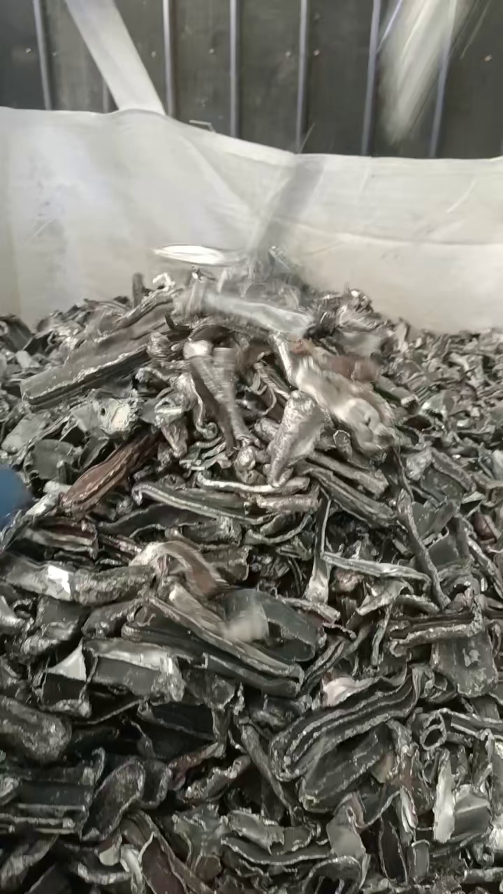 出售断桥铝破碎料，长期有货