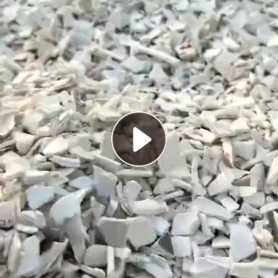 出售硬质PVC大小管破碎料，比例6:4这样，月需100吨，海南海口