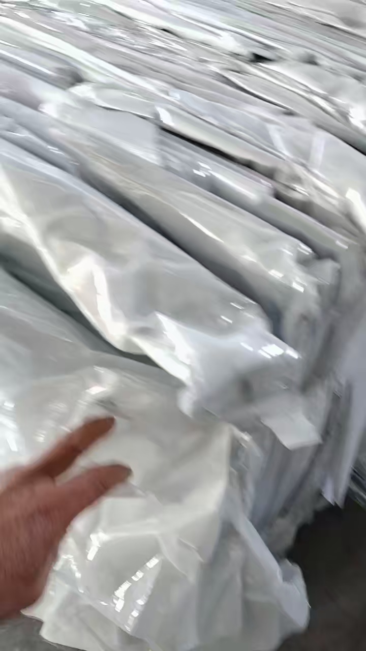 出售PET复合PP膜，现货五六十吨