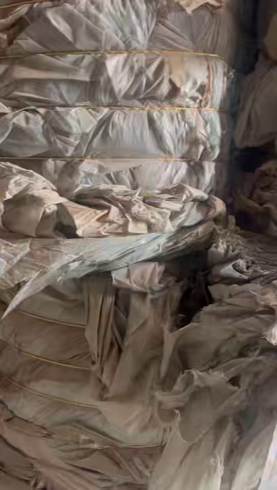 出售大棚膜废料，现货二三十吨，长期有货