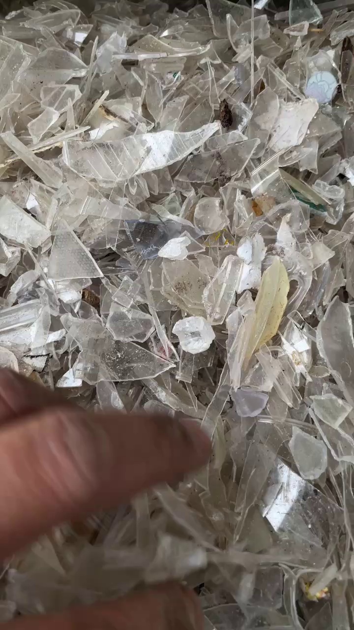 出售透明PS破碎料，统货，干破的，冰箱抽屉破碎料