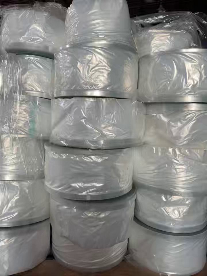 全网大量收购钢化膜模切厂和背光厂的pe复合pet卷膜，pp复合pet卷膜，可分离的