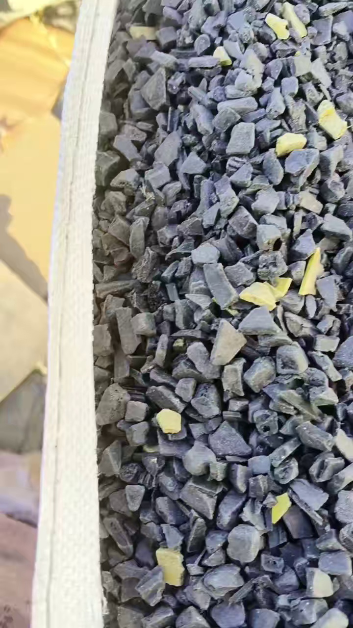 出售PP黑色水果筐破碎料，沉底料，现货10几吨
