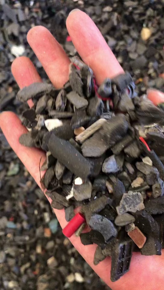 出售硅胶 橡胶 塑料混合破碎料