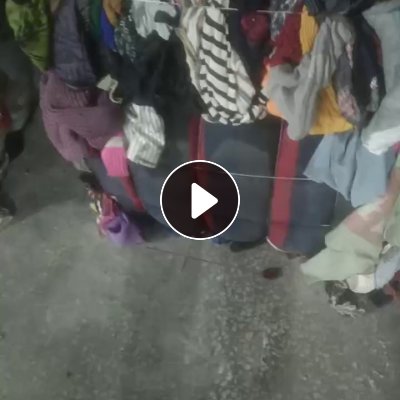 长期出售毛衣厂作废下来的黑料毛衣统货 ，可开花用，现货二十吨，货在四川成都