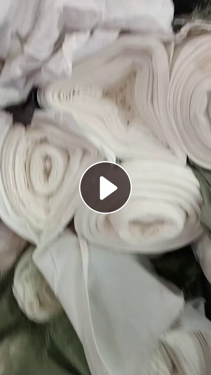 长期回收氨纶大布块，氨纶废布，氨纶卷布，要求有80公分长，裁剪加工成绳子，月需几十吨