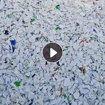 出售涂料桶破碎料，白色带字涂料桶破碎料，长期有货