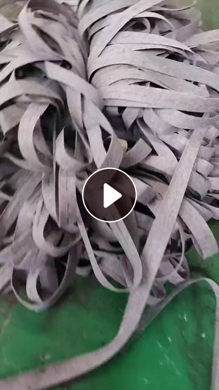 长期出售地毯厂下来的涤纶地毯边角料，涤纶废布，涤纶无纺布，带轻胶，现货十几吨