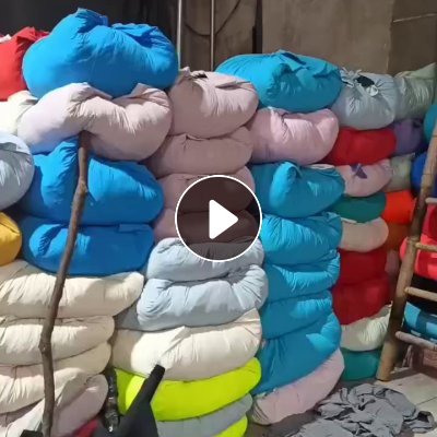 长期出售涤纶废布，印染厂下来的，可以造粒做泡料，每个月60吨，货在浙江湖州