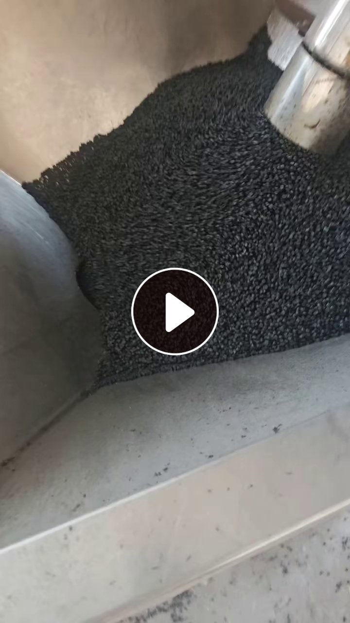 出售黑色pp颗粒，溶脂7，冲击5-6个，灰分7左右，长期有货，可以用来注塑