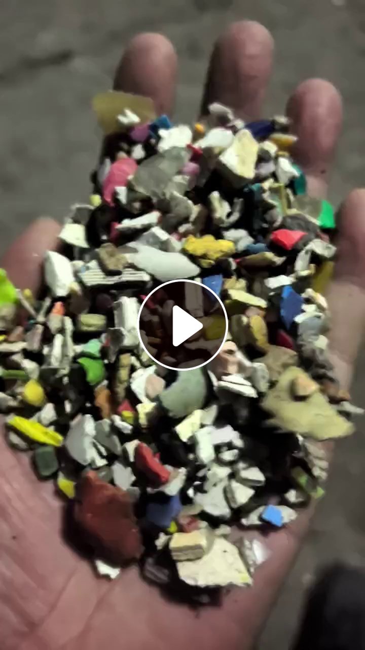 长期出售PVC破碎料，PVC磨粉料