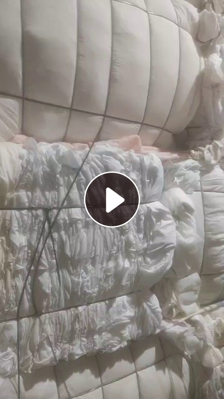 长期出售旧衣服大白，旧衣服次白，白料，现货有几百吨，货在河南郑州