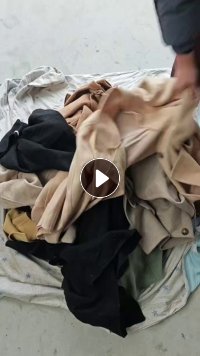 长期出售纯双面呢大衣羊毛大衣羊绒大衣，都是分拣厂下来的，每个月有3车6米8的量，货在四川成都