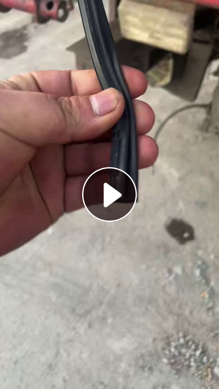 长期出售汽车拆解的橡胶密封条