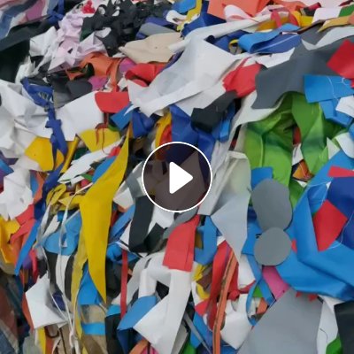 出售PVC夹网布废料，现货100吨，吹毛、压片用