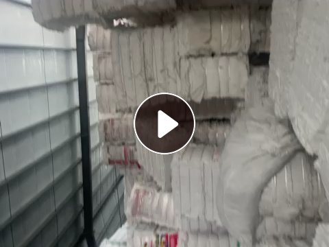 长期出售染厂下来的涤纶毛毛料，涤纶磨毛料，含水分，现货六七十吨