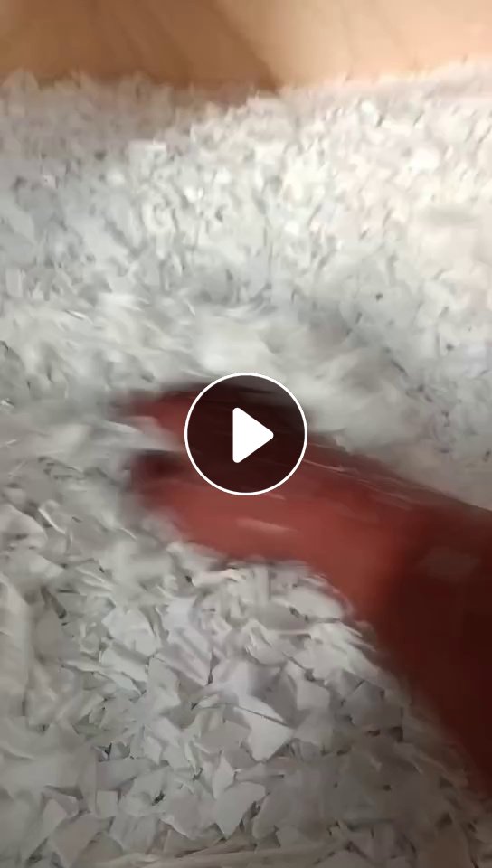 出售无字涂料桶破碎料