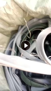 求购箱包上拆下来的皮条料，PVC材质的，用来造粒，湖南岳阳和河北都有厂