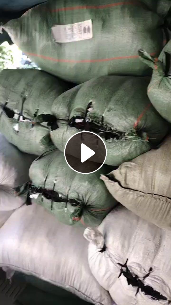 长期出售服装厂下来的涤纶废布，尼龙废布，瑜伽裤废布，都有分拣开