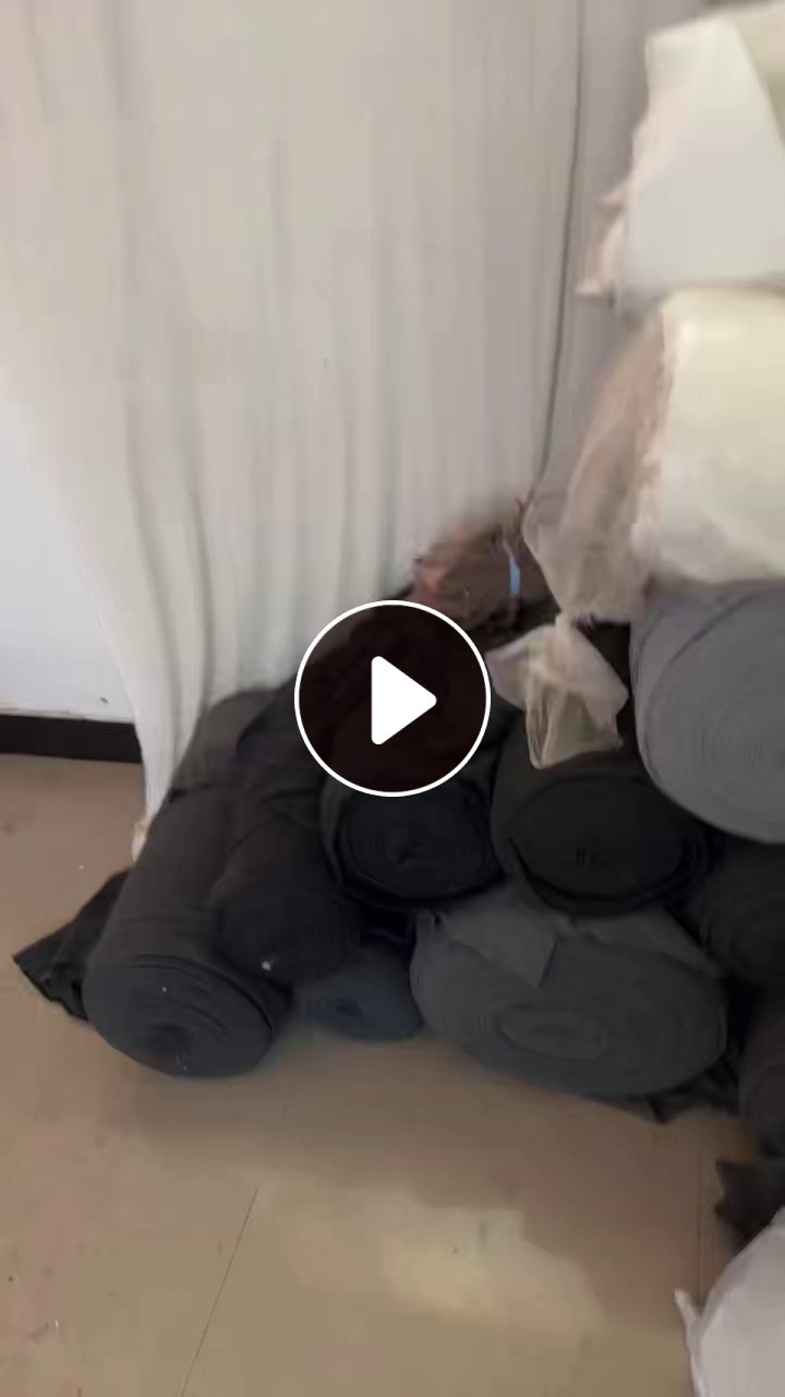 出售服装厂剩下来的库存布，处理布，乱色螺纹布，现货有百来卷，货在河南安阳