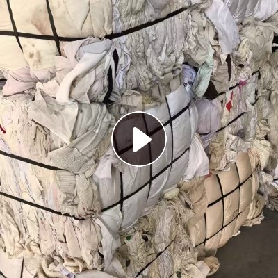 出售旧衣服白料，二白，统白，现货有一板车，货在辽宁盘锦